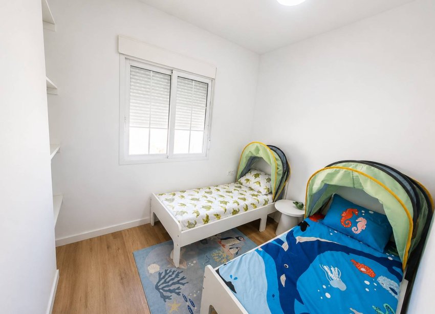 Resale - Townhouse / Terraced House - Torrevieja