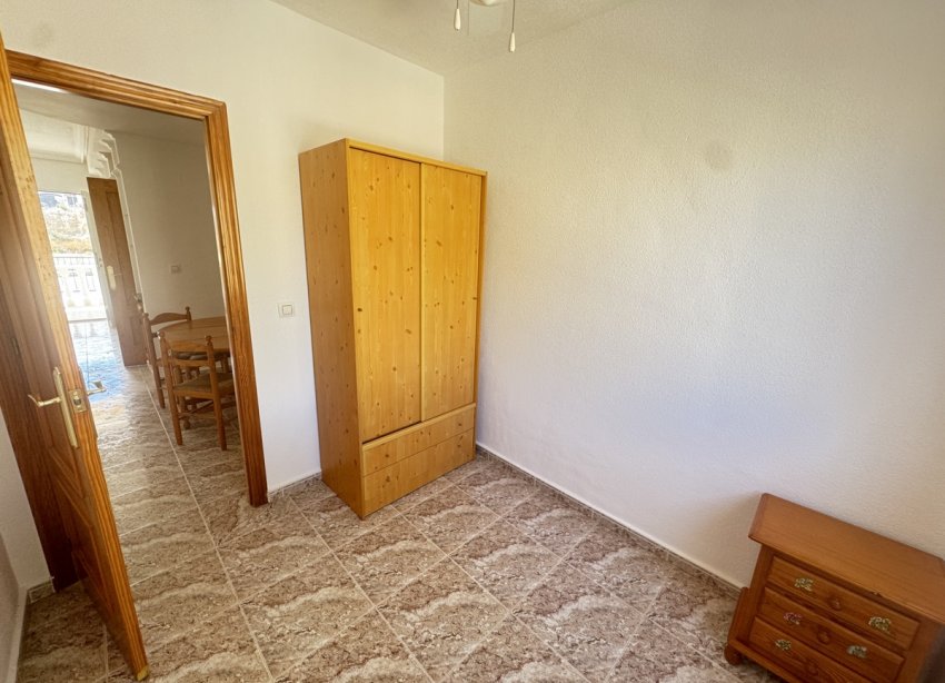 Resale - Townhouse - Villamartin