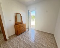 Resale - Townhouse - Villamartin