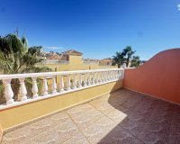 Resale - Townhouse - Villamartin