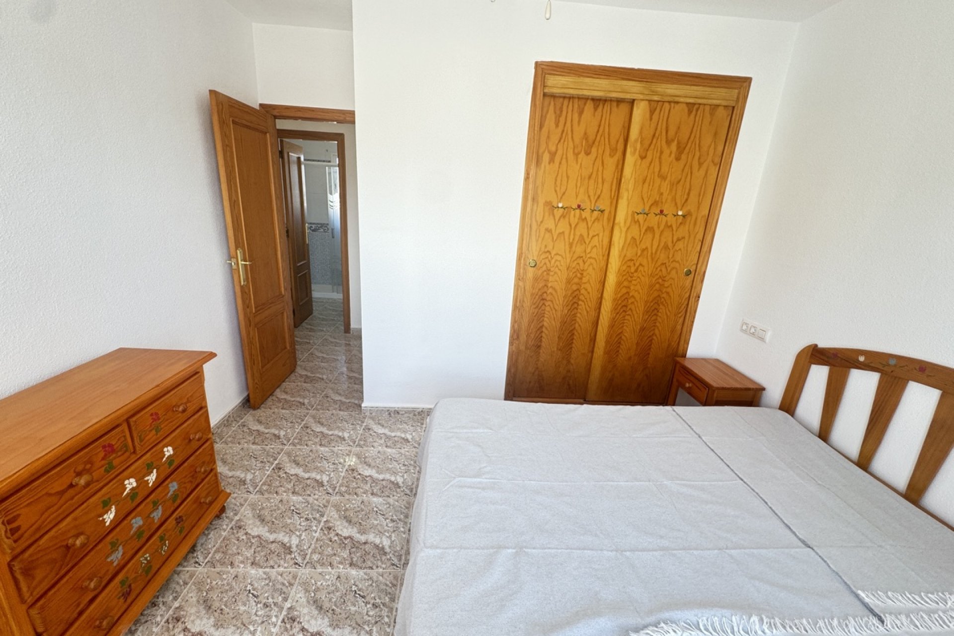 Resale - Townhouse - Villamartin