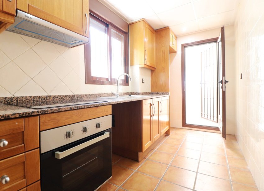 Resale - Villa - Algorfa - La Finca Golf Resort