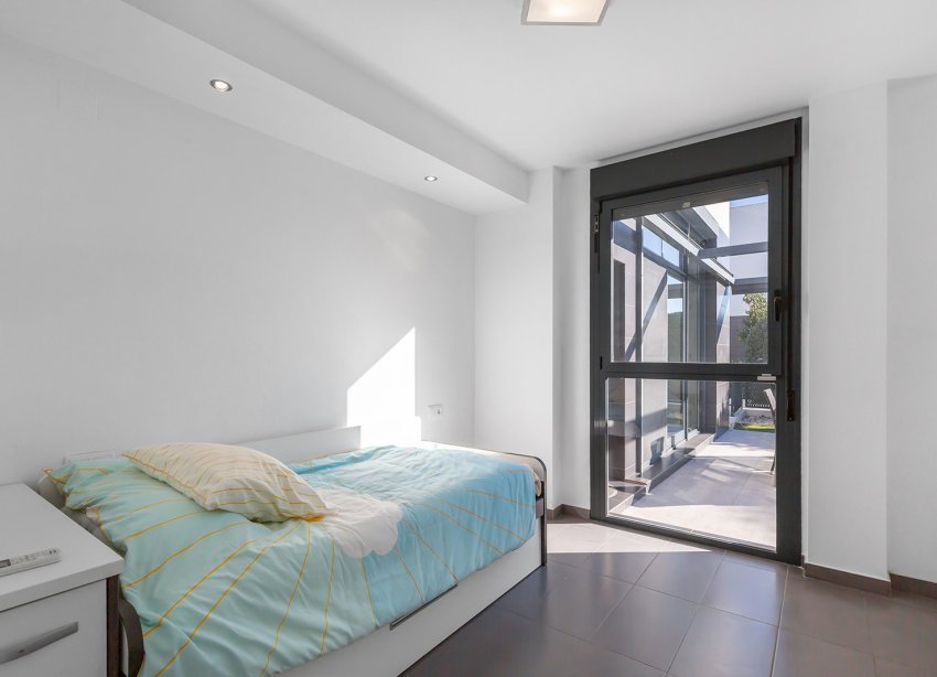 Resale - Villa - Algorfa - La Finca Golf