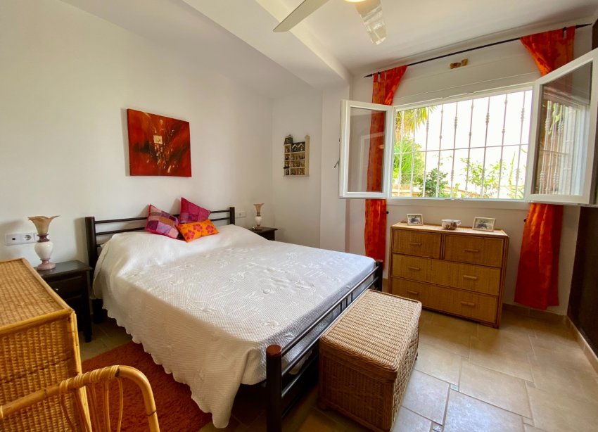 Resale - Villa - Algorfa - Lomas De La Juliana