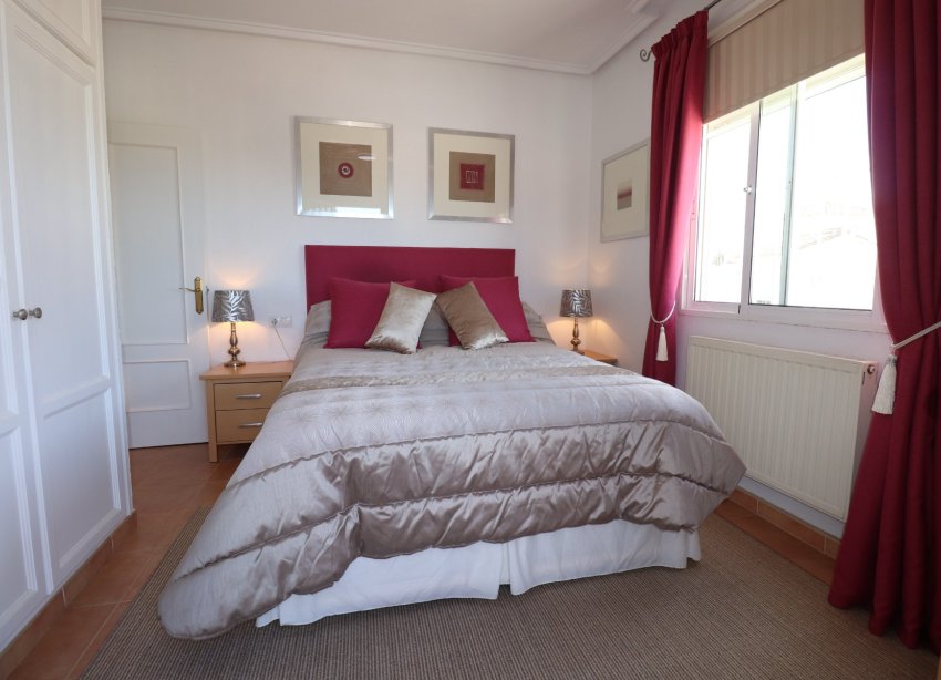 Resale - Villa - Algorfa - Montebello