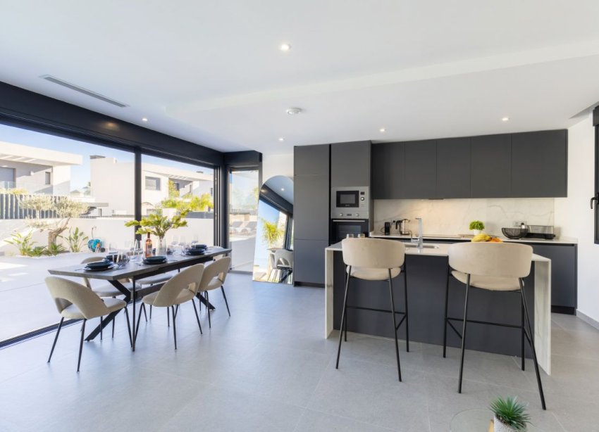 Resale - Villa - Algorfa