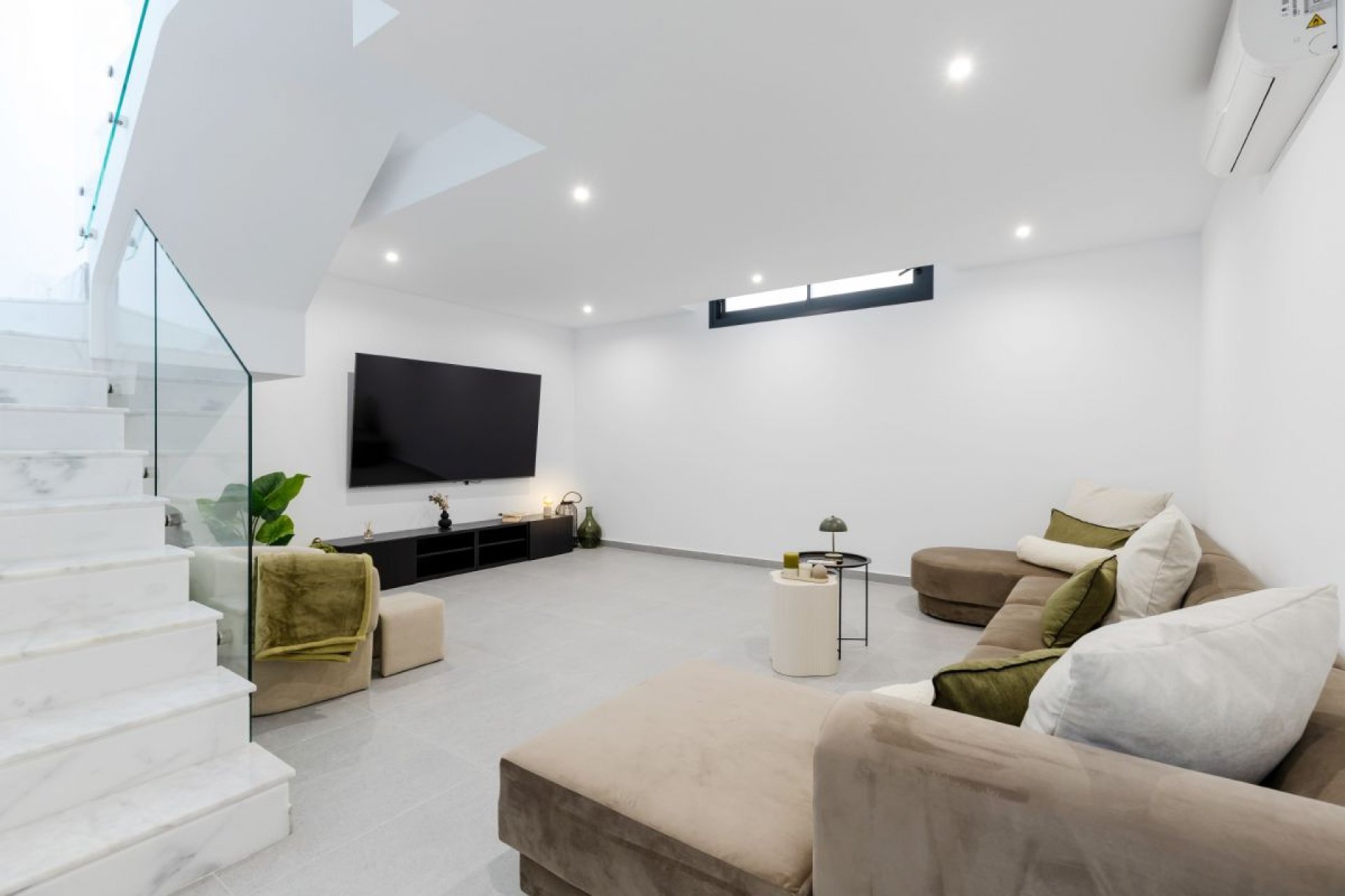 Resale - Villa - Algorfa