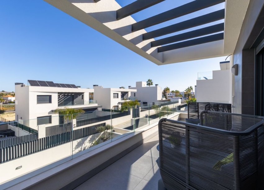 Resale - Villa - Algorfa