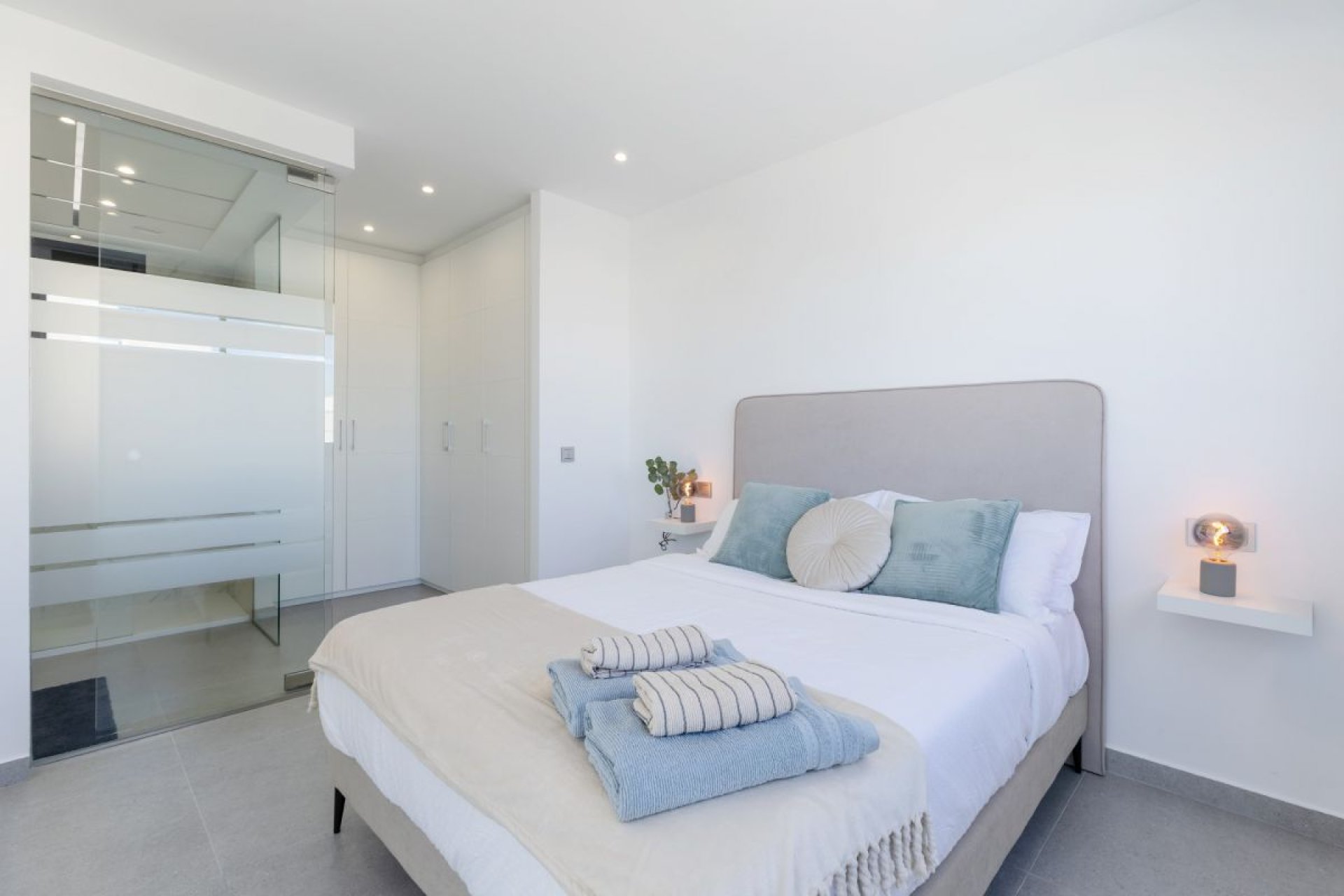 Resale - Villa - Algorfa