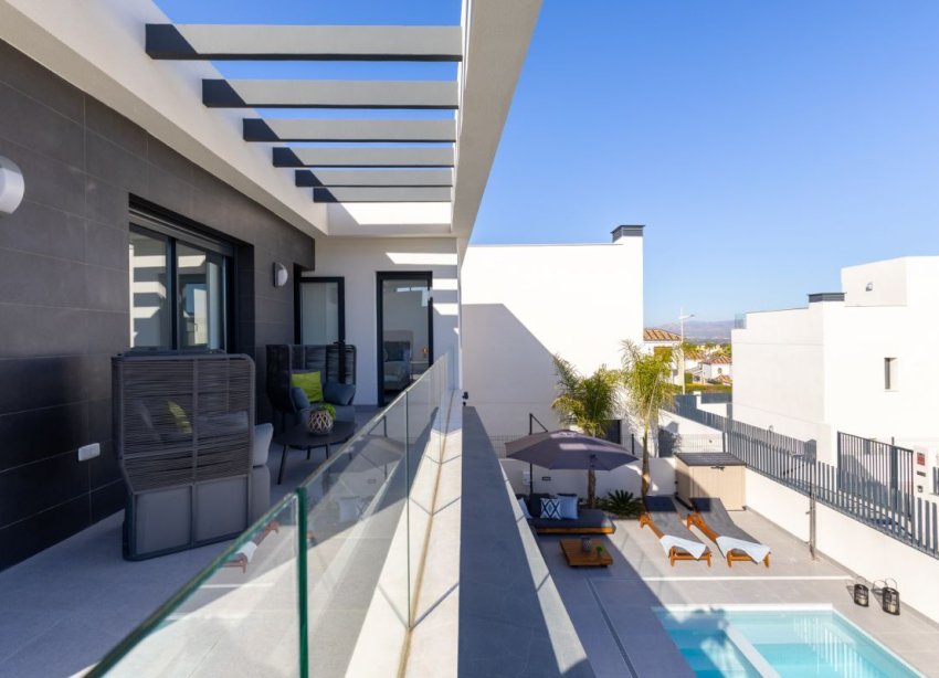 Resale - Villa - Algorfa