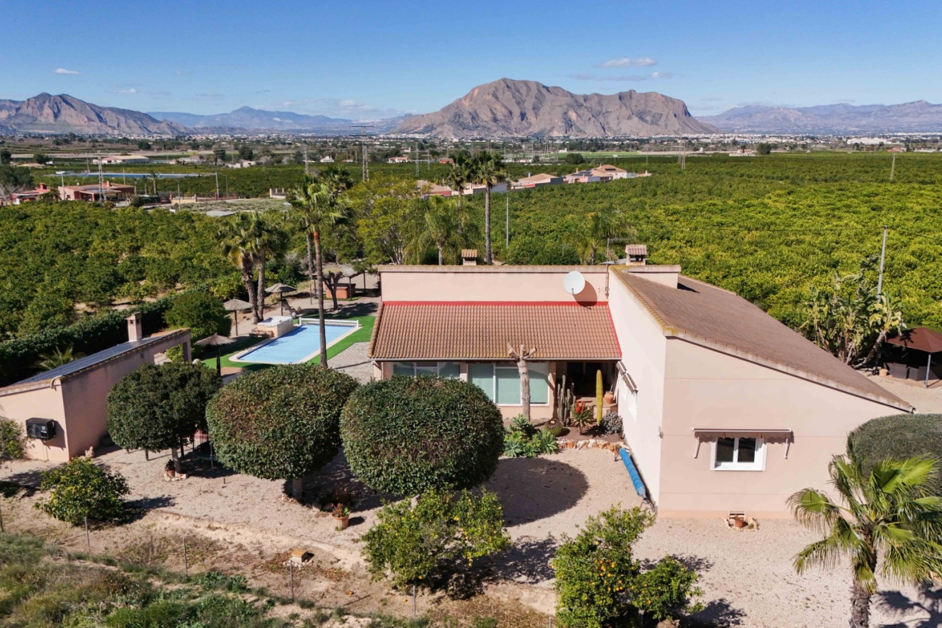 Resale - Villa - Alicante - Jacarilla
