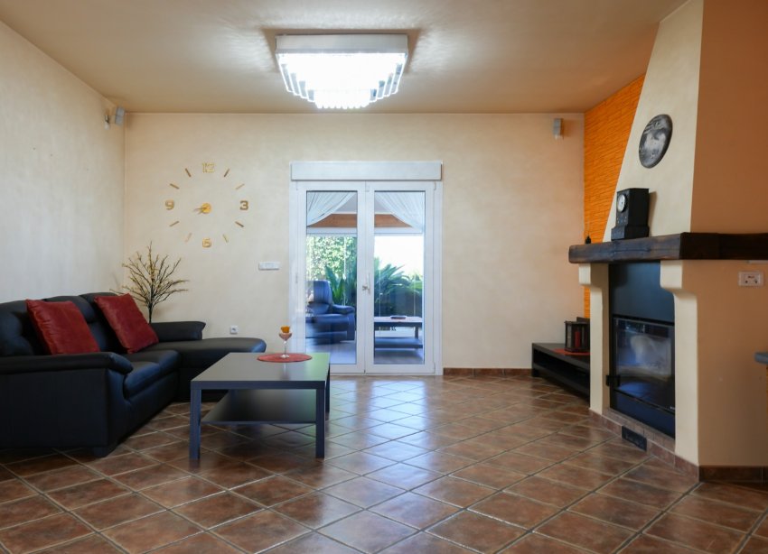 Resale - Villa - Alicante - Jacarilla