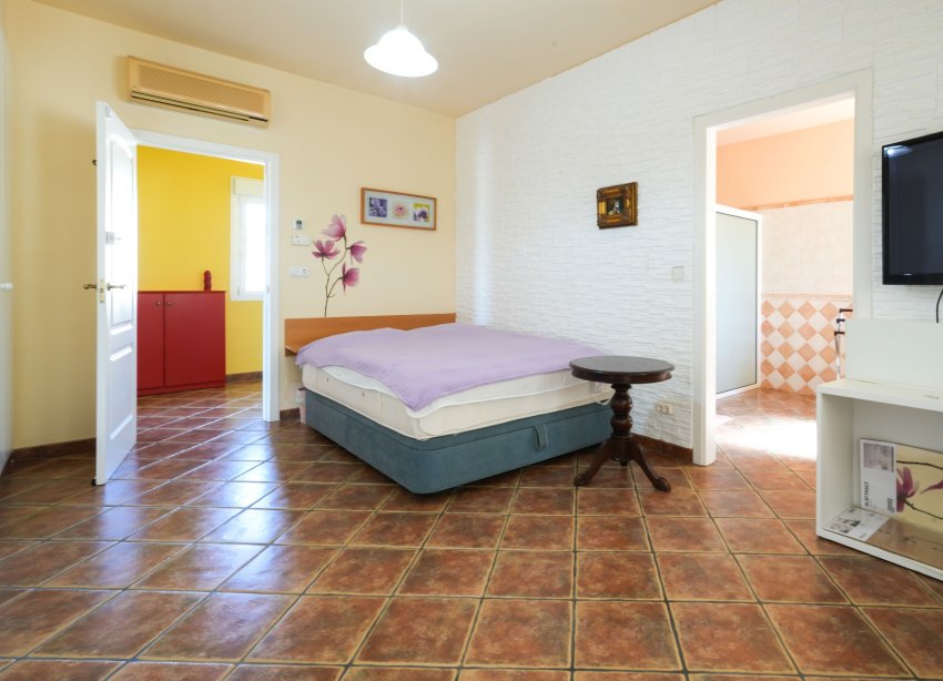 Resale - Villa - Alicante - Jacarilla
