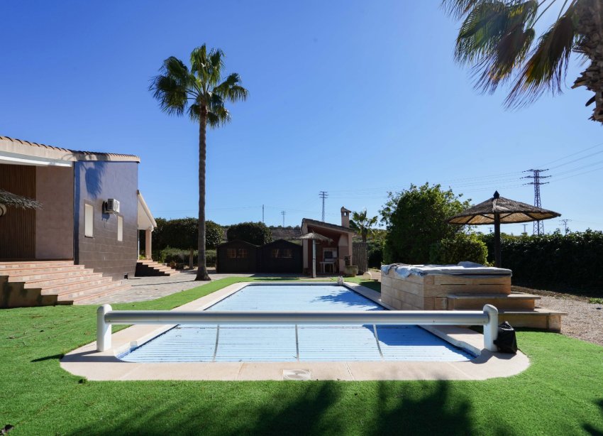 Resale - Villa - Alicante - Jacarilla