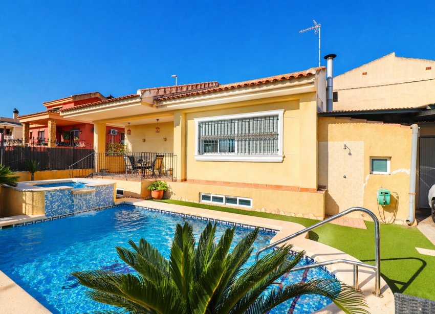 Resale - Villa - Almoradí - El Saladar