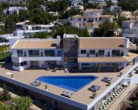 Resale - Villa - Altea
