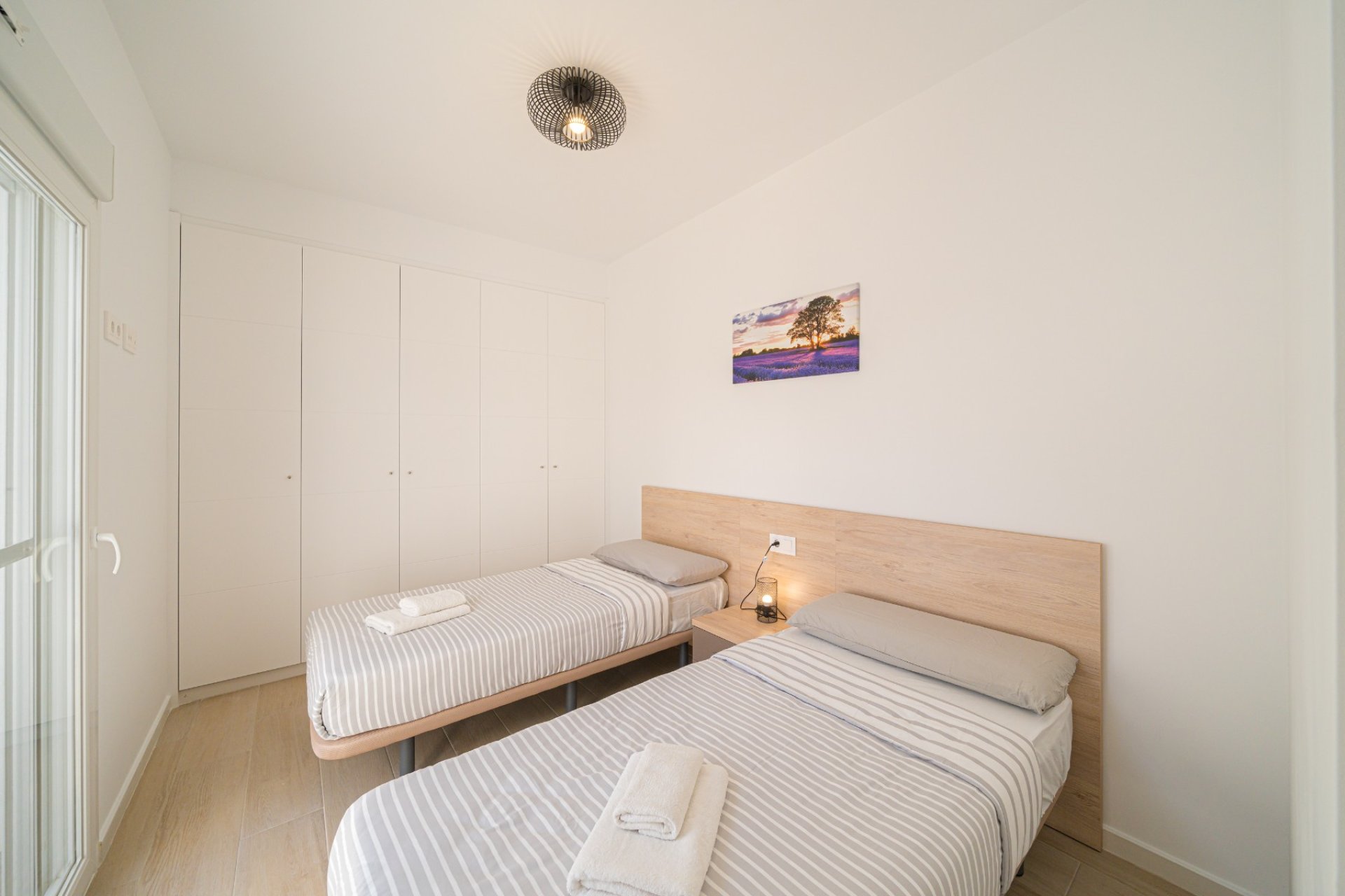 Resale - Villa - Avileses