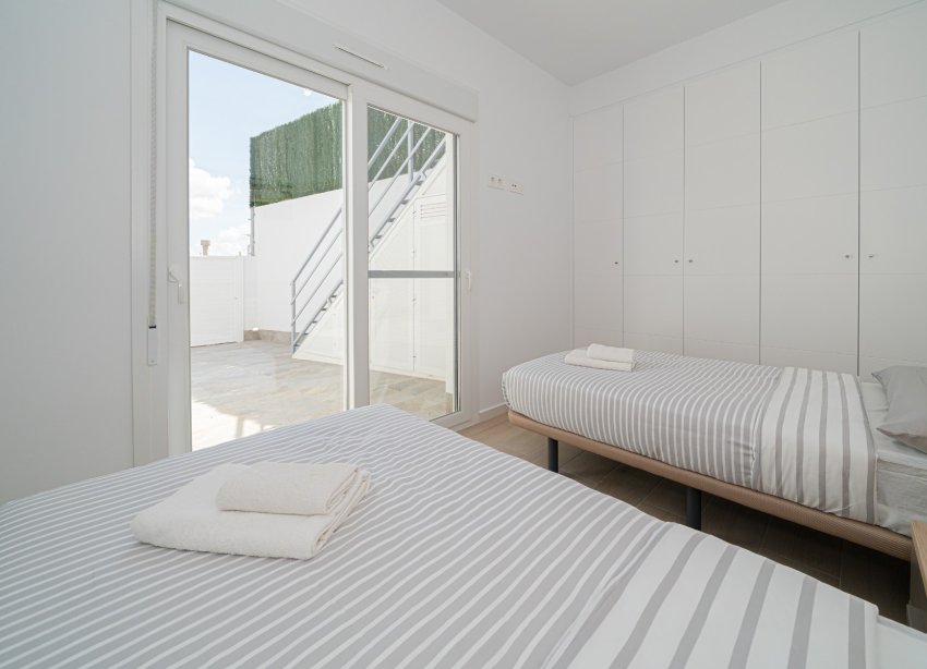 Resale - Villa - Avileses