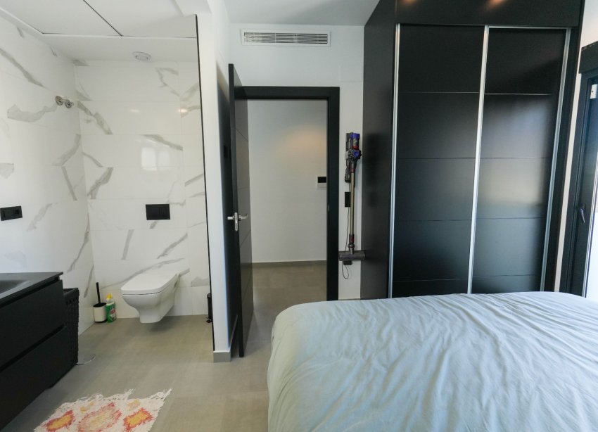 Resale - Villa - Benijofar