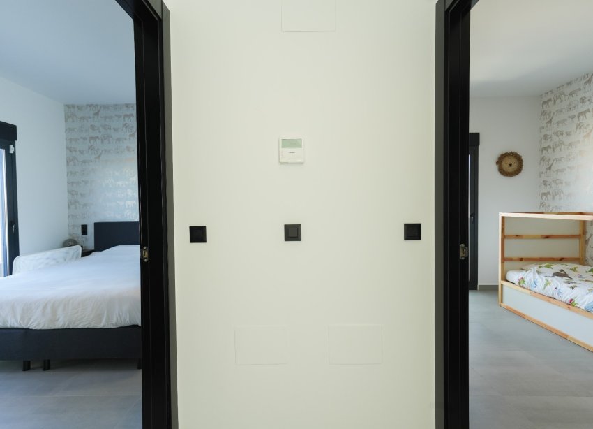 Resale - Villa - Benijofar