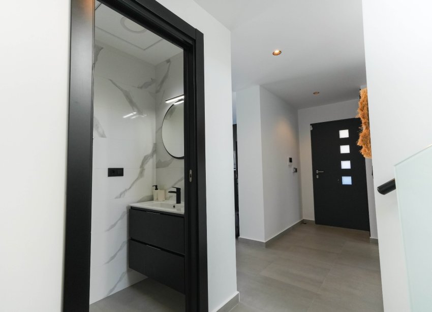 Resale - Villa - Benijofar