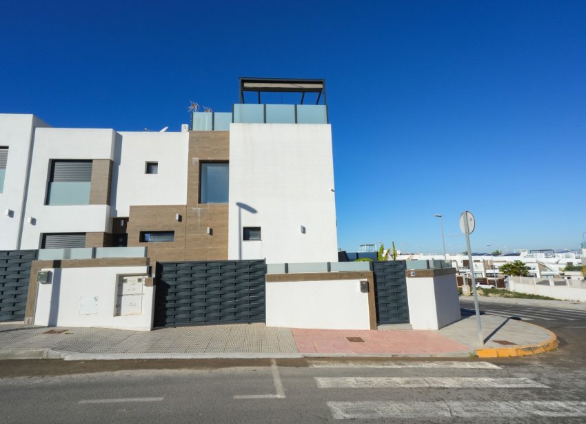 Resale - Villa - Benijofar