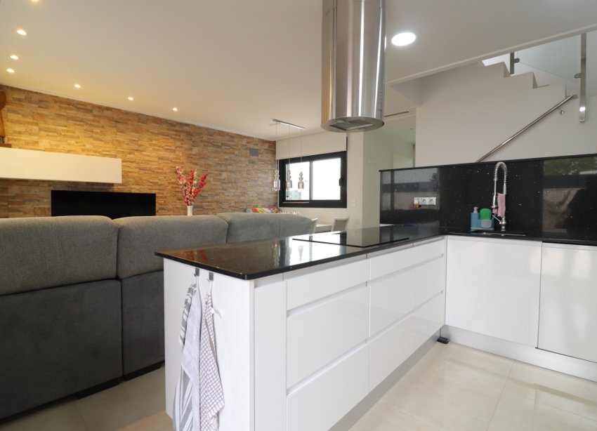 Resale - Villa - Benijofar