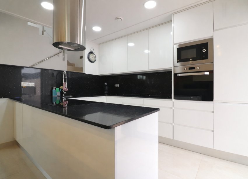 Resale - Villa - Benijofar