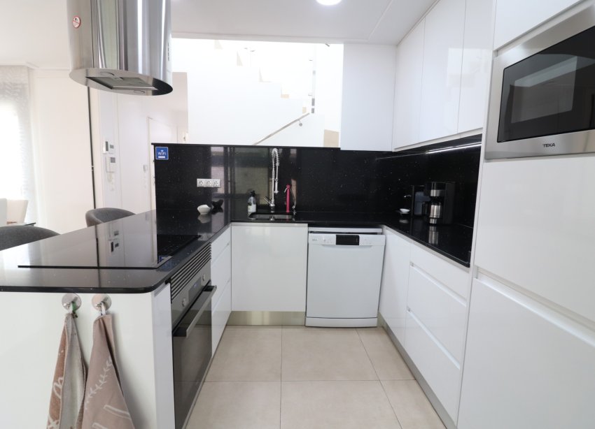 Resale - Villa - Benijofar