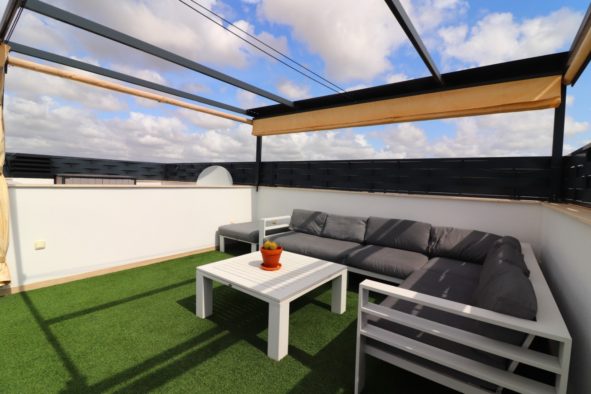 Resale - Villa - Benijofar