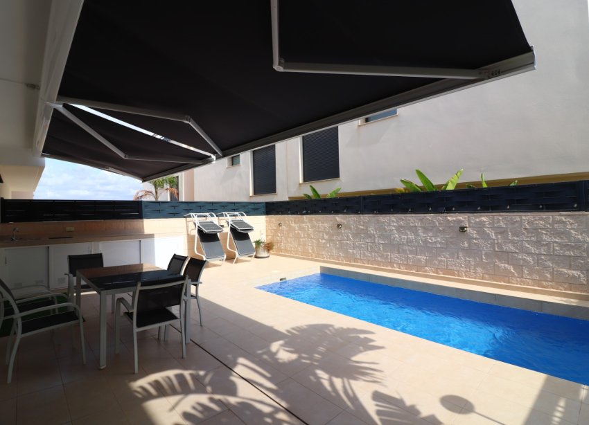 Resale - Villa - Benijofar