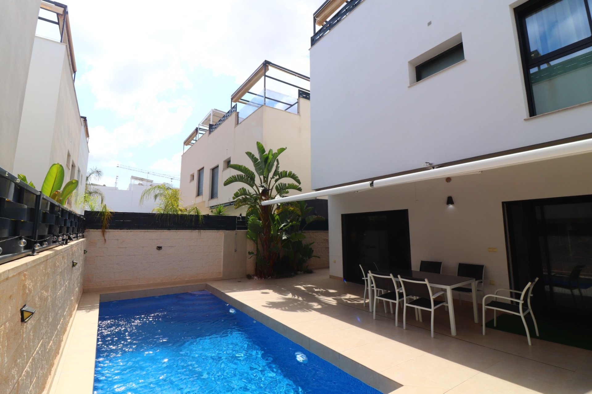 Resale - Villa - Benijofar
