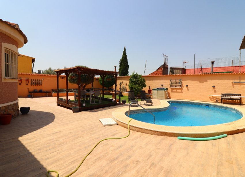 Resale - Villa - Benijofar