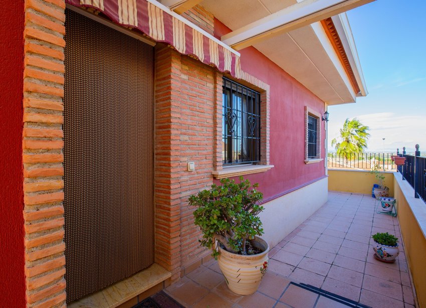 Resale - Villa - Bigastro