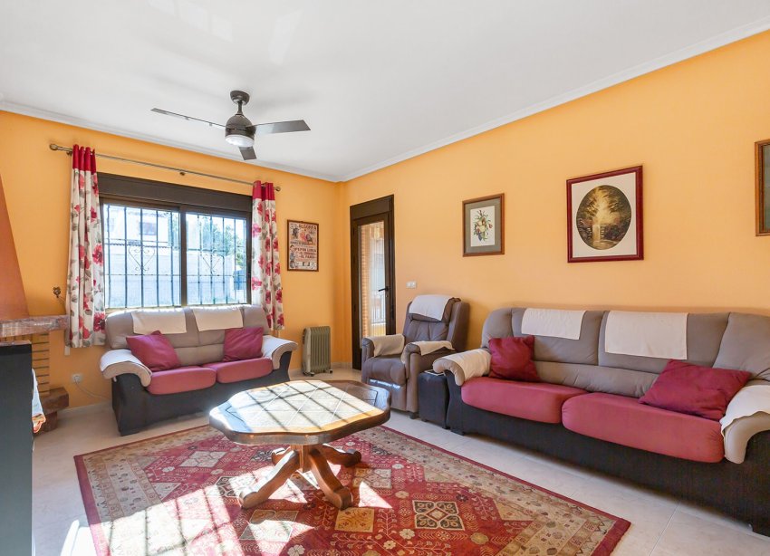 Resale - Villa - Bigastro