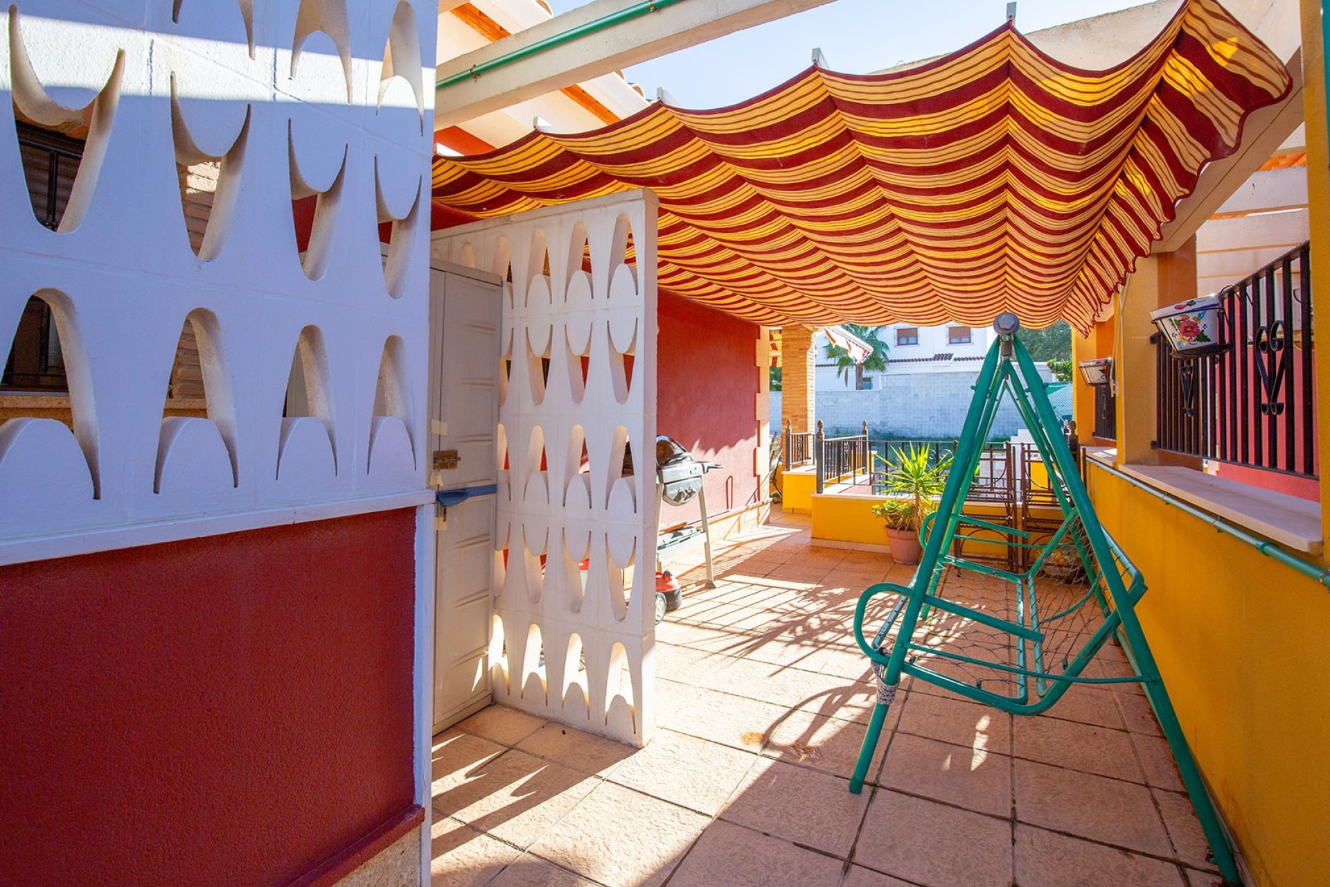 Resale - Villa - Bigastro