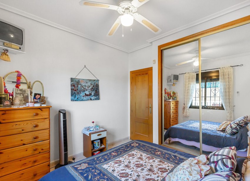 Resale - Villa - Bigastro