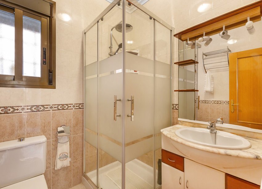 Resale - Villa - Bigastro