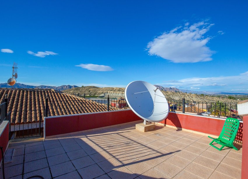 Resale - Villa - Bigastro