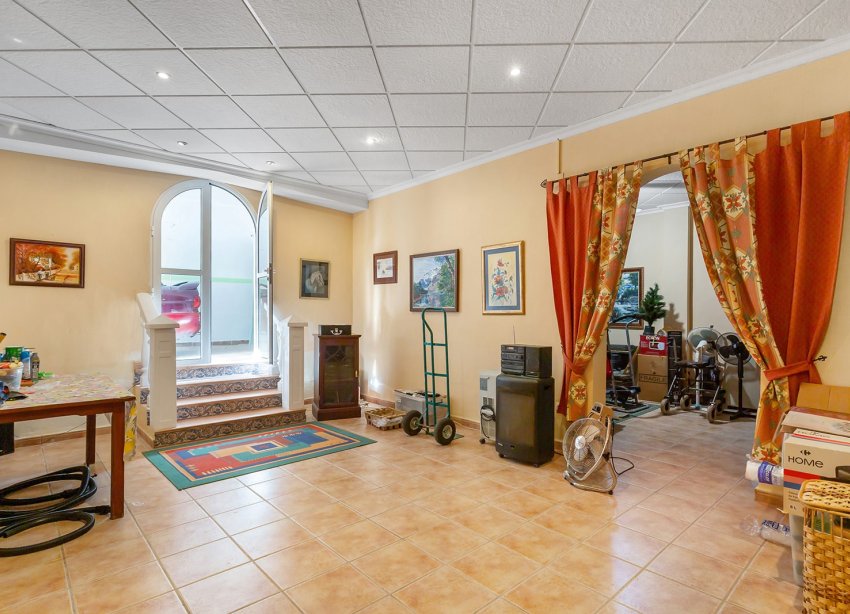 Resale - Villa - Bigastro