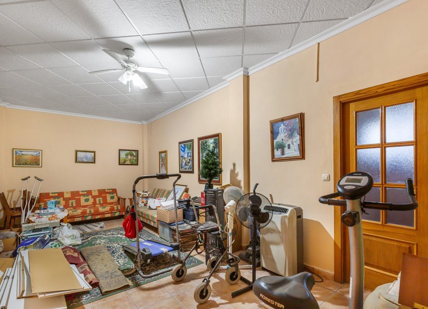 Resale - Villa - Bigastro