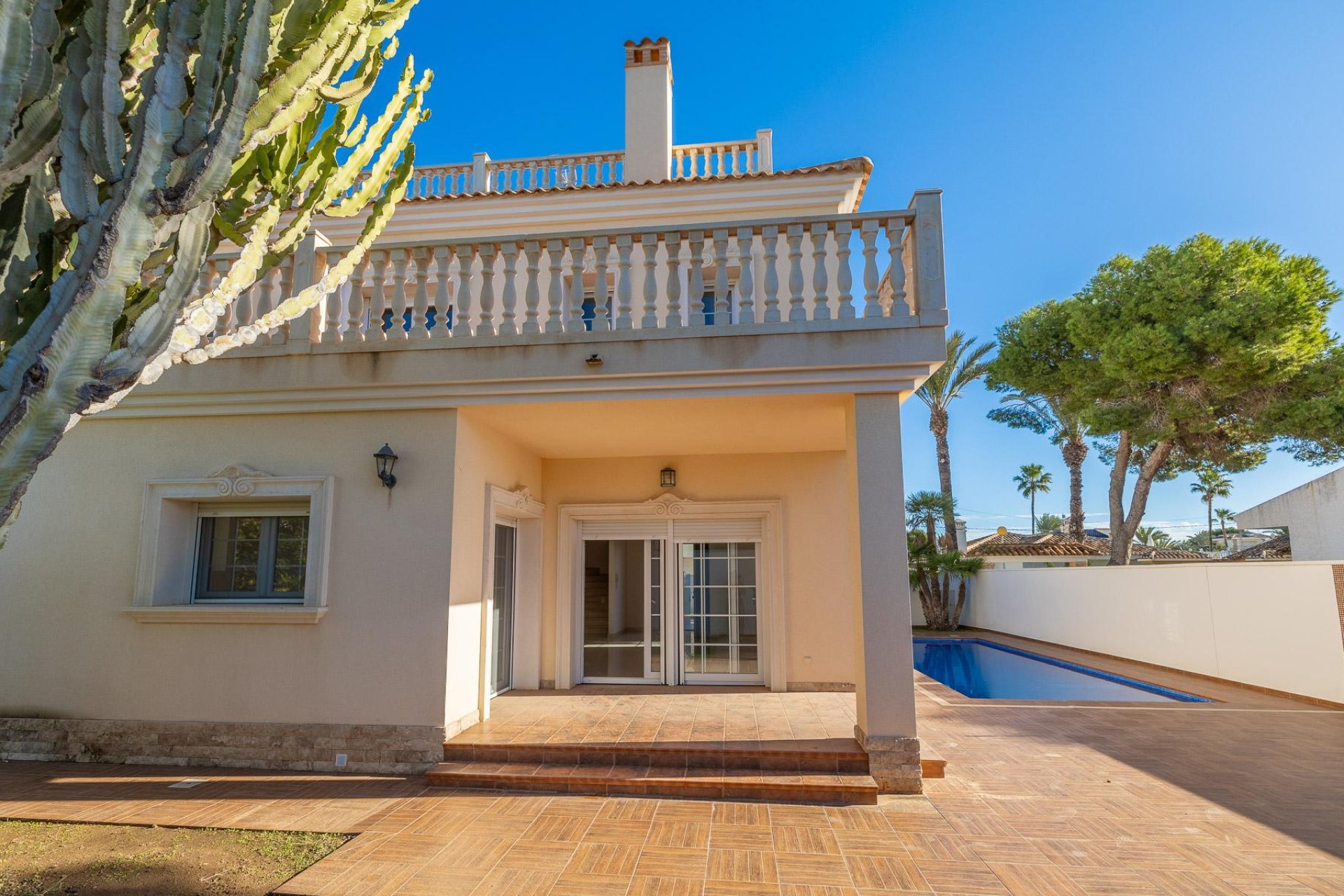 Resale - Villa - Cabo Roig - Costa blanca