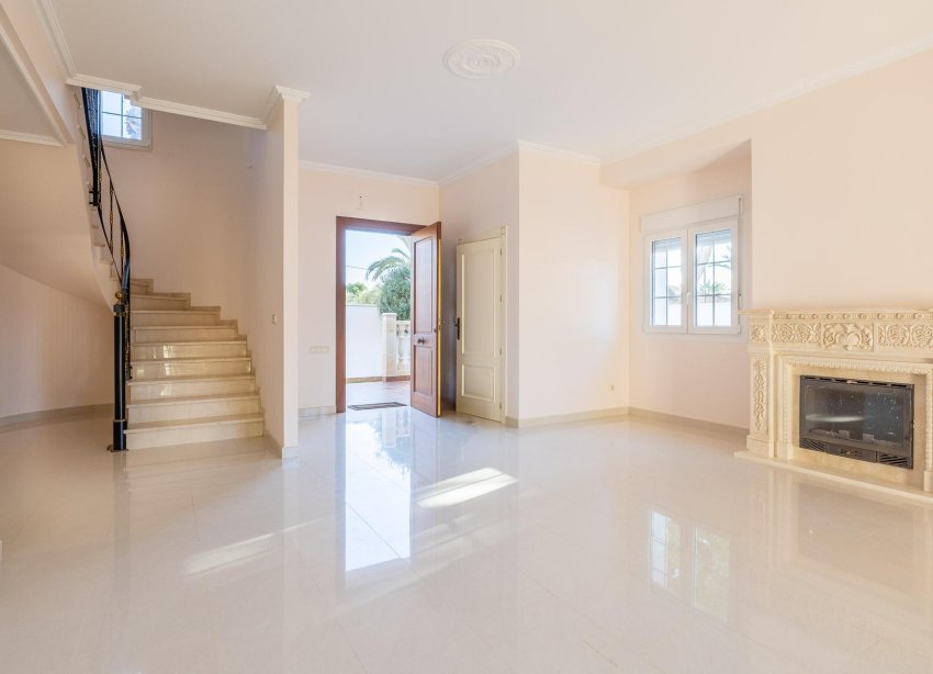 Resale - Villa - Cabo Roig - Costa blanca