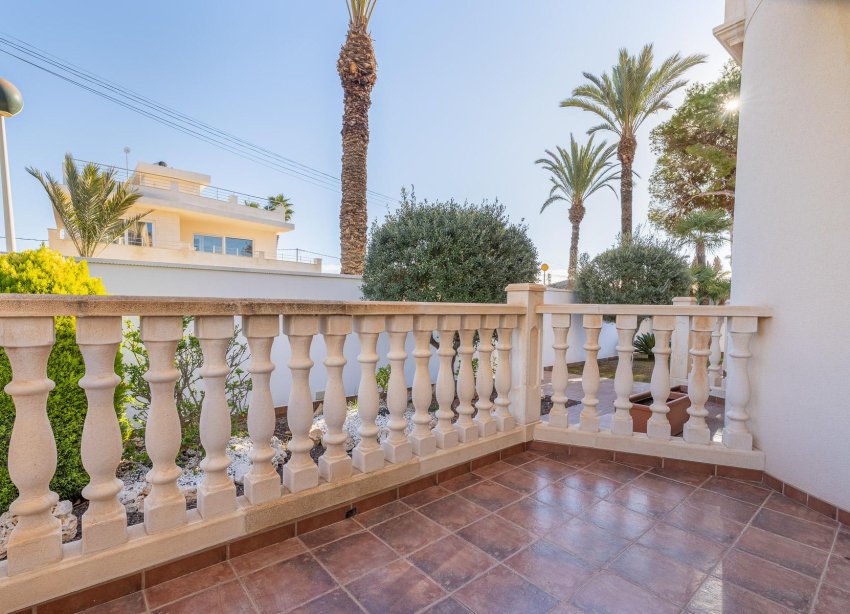 Resale - Villa - Cabo Roig - Costa blanca