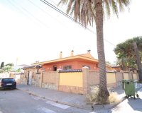 Resale - Villa - Cabo Roig - MUY CERCA DE LA PLAYA