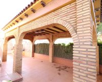 Resale - Villa - Cabo Roig - MUY CERCA DE LA PLAYA