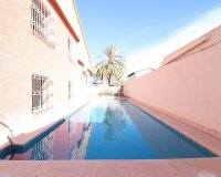 Resale - Villa - Cabo Roig - MUY CERCA DE LA PLAYA