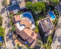 Resale - Villa - Cabo Roig - MUY CERCA DE LA PLAYA