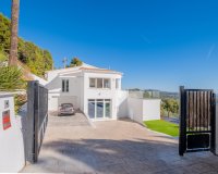 Resale - Villa - Calpe
