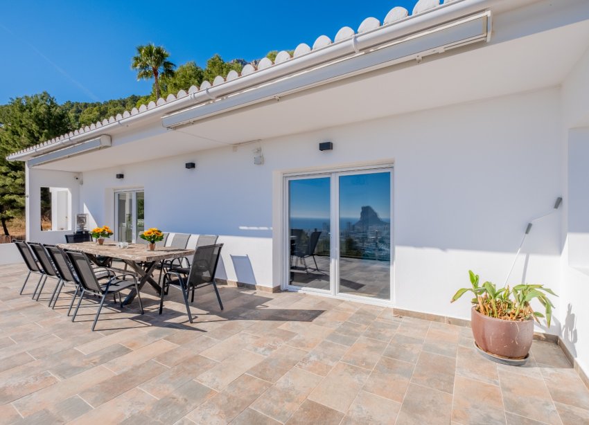 Resale - Villa - Calpe